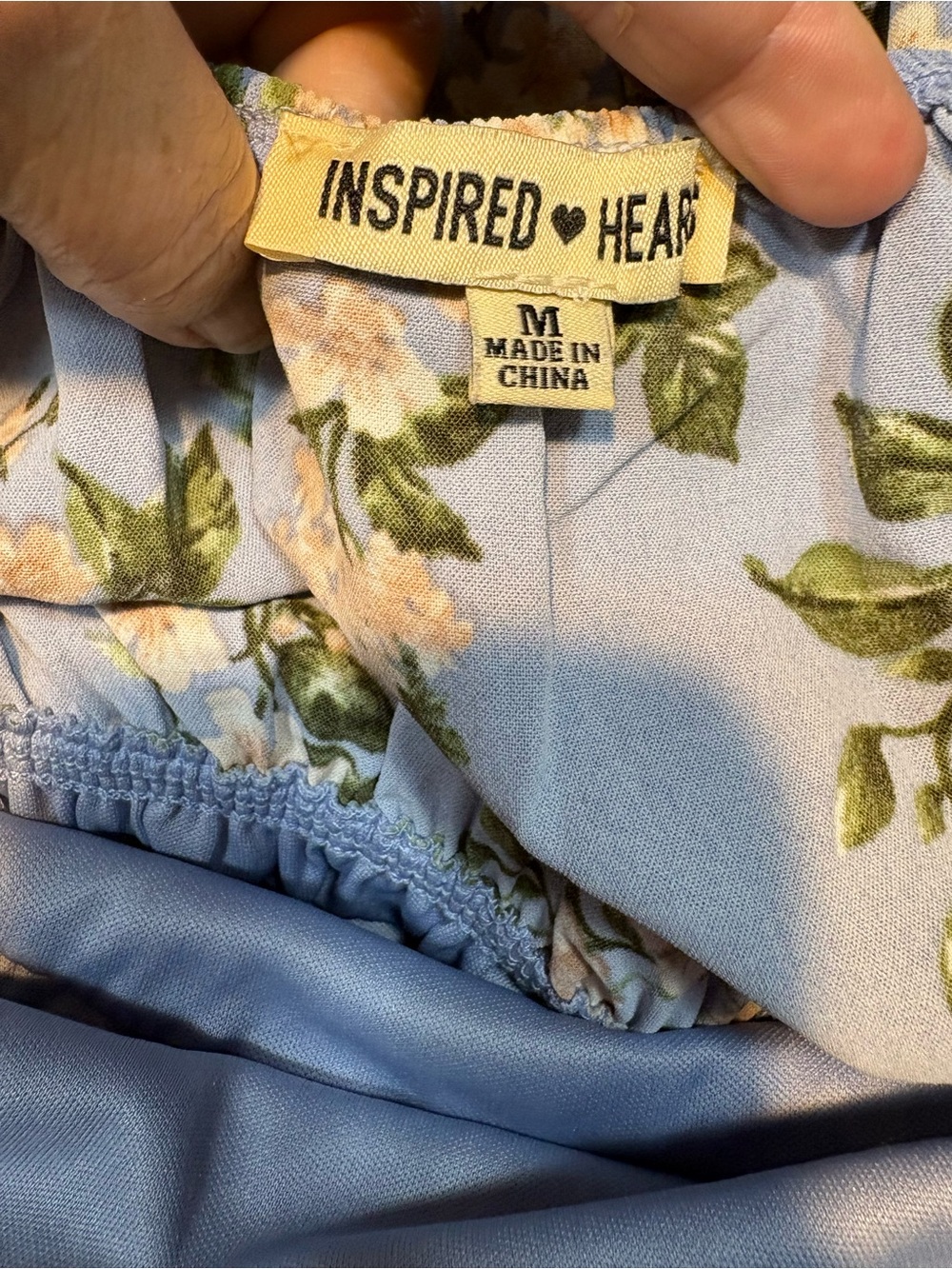 Inspired Hearts floral-print puff-sleeve romper shorts set medium - Picture 9 of 10